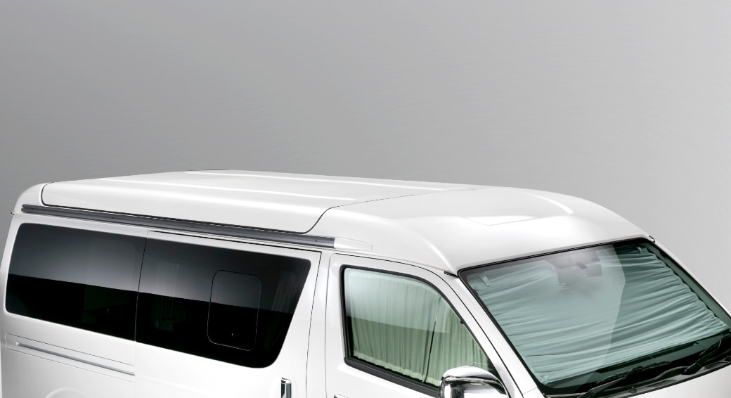 屋根を閉じた状態。